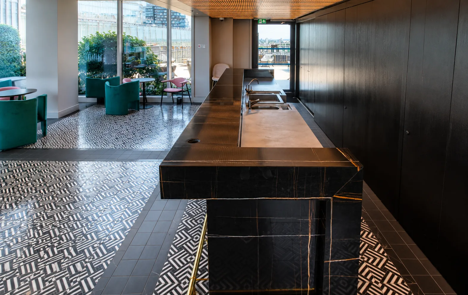 Black marble bar surface cleaning London