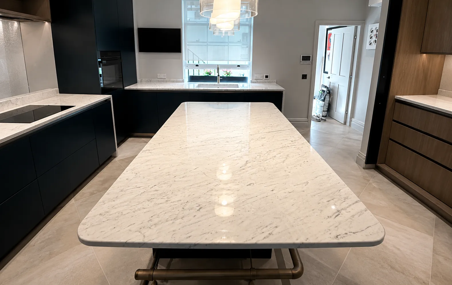 Marble table polishing London